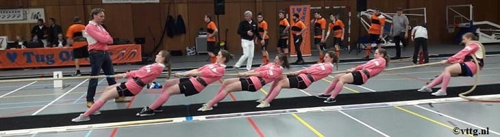 afbeelding versterkt dag van het touwtrekken