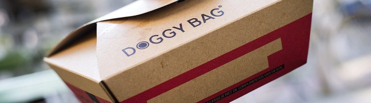 afbeelding versterkt dag van de doggybag